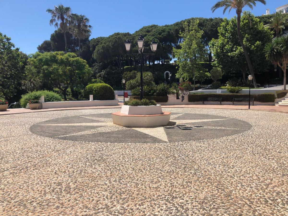Charming 2 Bed Apartment Next To Cabopino Beach, Spain Marbella Ngoại thất bức ảnh